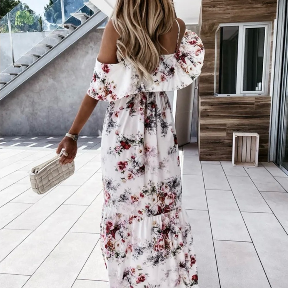 Maternity 3 way dress! Floral Off-Shoulder Maxi Dress - Picture 2 of 8